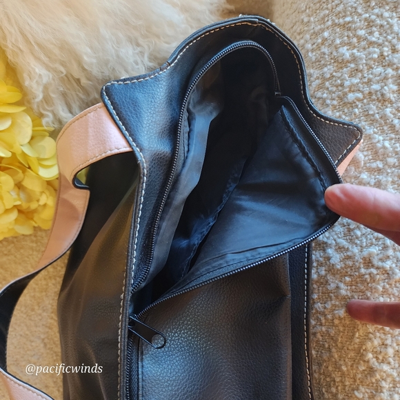 NWOT FAUX LEATHER BLACK & PINK MARY KAY FULL ZIPPER TOP BAG - Picture 5 of 10